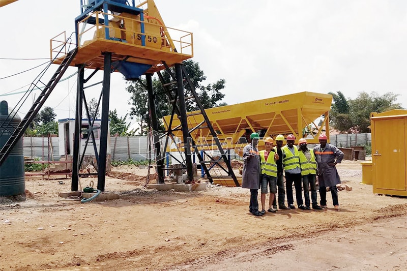 YHZS35 Mobile Concrete Batching Plant Works In Arequipa, Peru