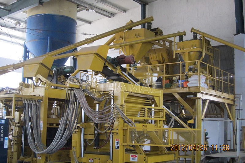 MP750 Planetary concrete mixer works in Qatar photo
