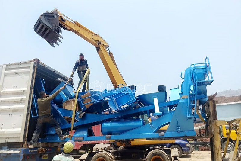 8m 3 concrete mixer truck in Lima, Peru photo