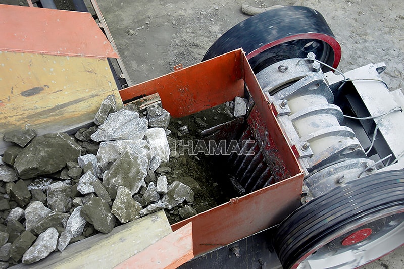 250tph stationary aggregate crushing and screening plant in South Sudan photo