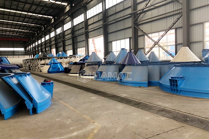 4 units of 1.5m 3 transit mixer trucks dedicated to tunnel construction in Nepal