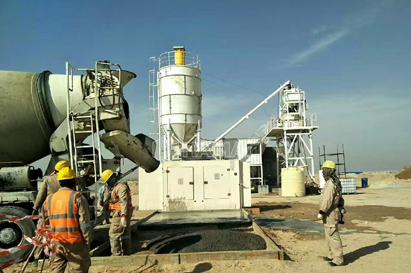Hoisting Hopper Type Concrete Batching Plant photo