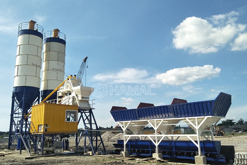 Hoisting Hopper Type Concrete Batching Plant photo