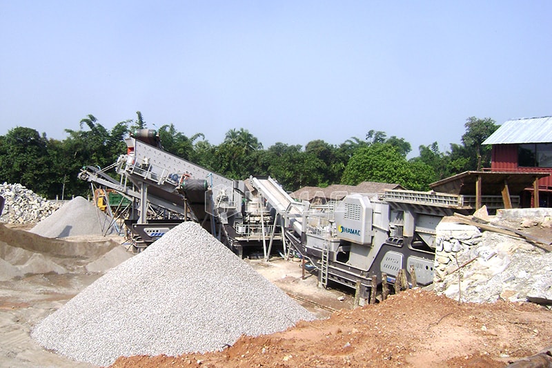 Granite crushing and screening plant photo