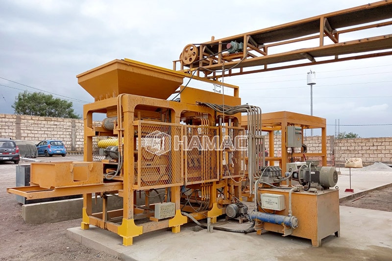 Concrete Block Production Line photo