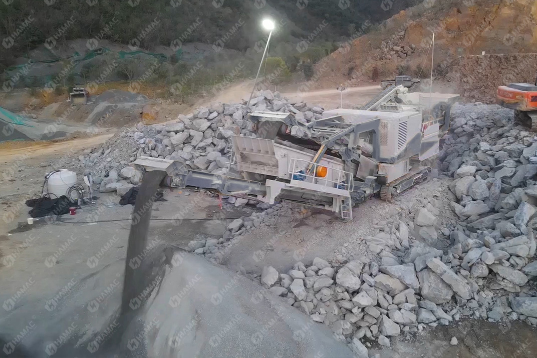 Tracked Impact Crusher Plant photo