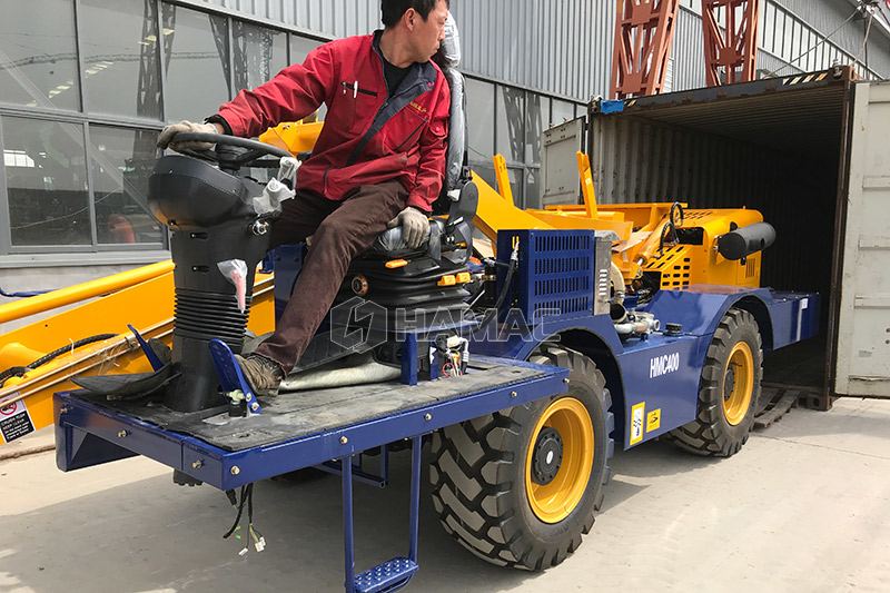 crawler spider concrete placing boom