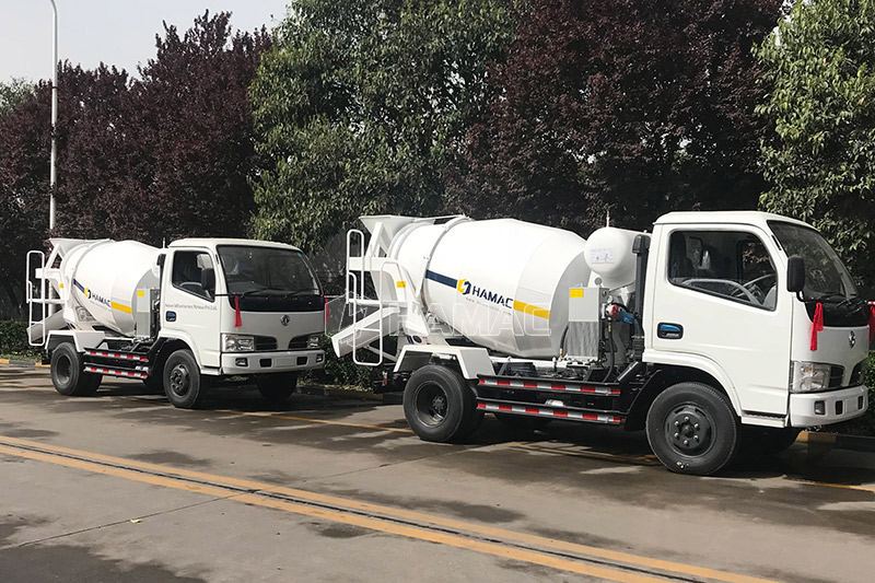 JBT30 concrete mixer with pump in Verde Cape