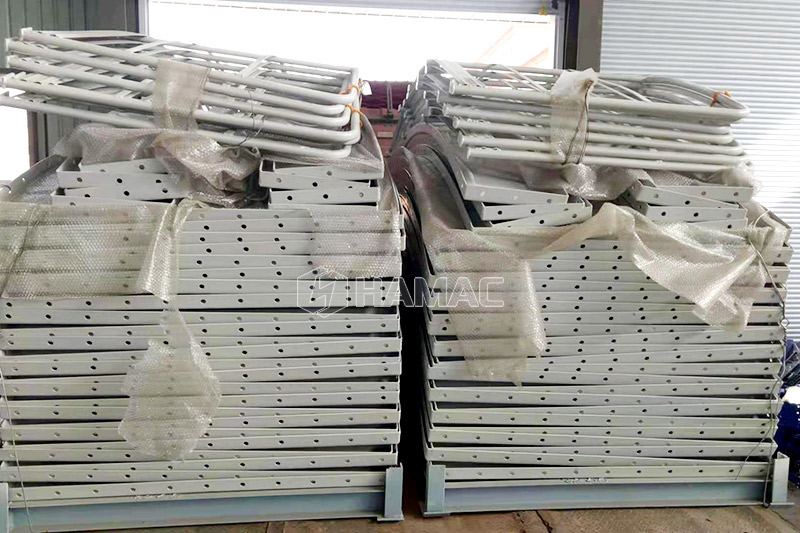 Cần phân phối bê tông bánh xích