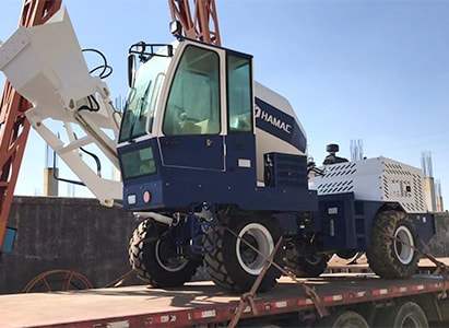 concrete mixer trailer photo
