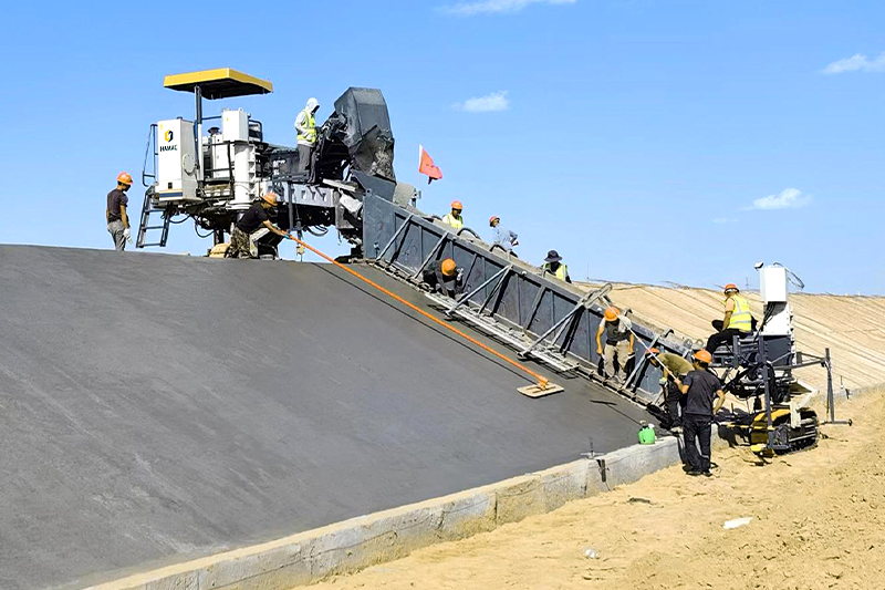 crawler hydraulic concrete placing boom