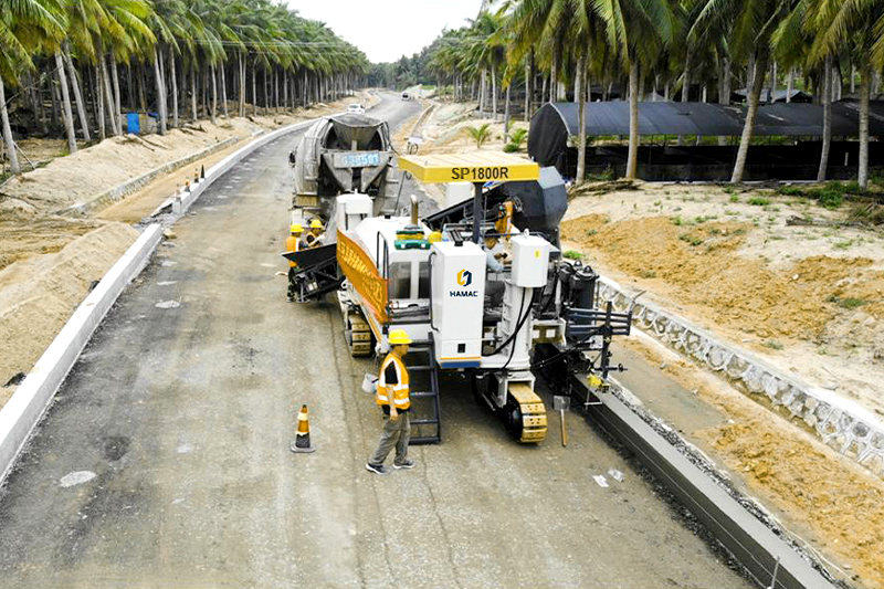 TS125 Crawler skid steer loader in Southeast Asia