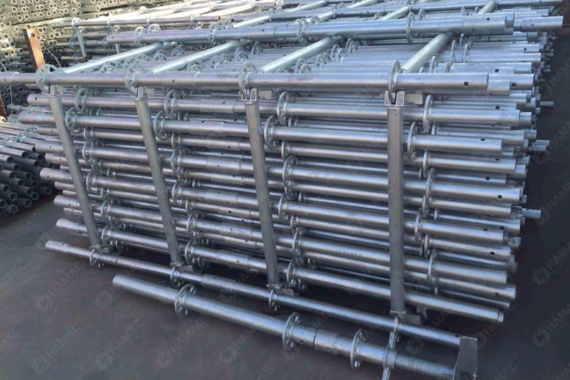 Linha de produção padrão de máquina de postes de concreto centrifugado na Guiné