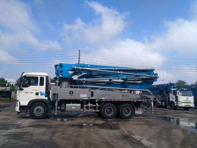 38m Truck Mounted Concrete Boom Pump photo