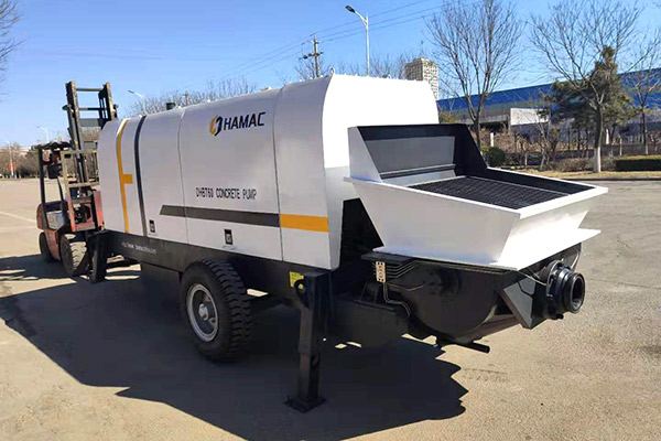 Trailer concrete pump