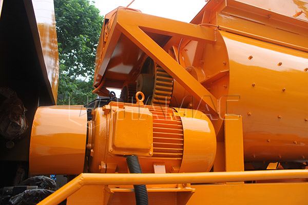 skid steer photo