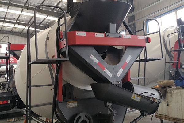 Advice of selecting a right concrete placing boom