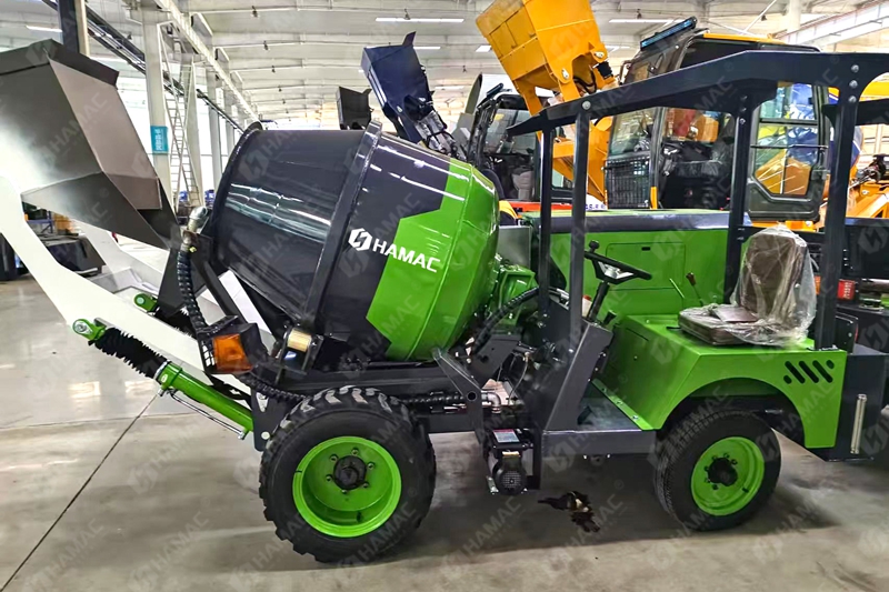 Mixing device of concrete mixer truck