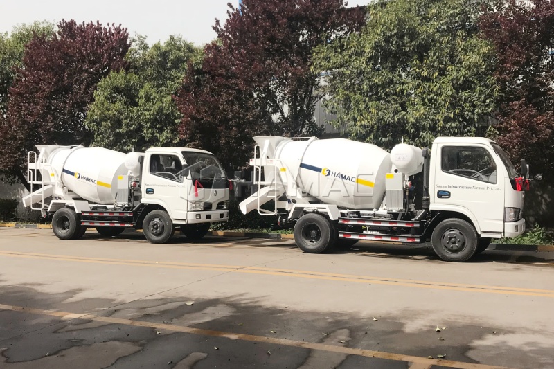 crawler hydraulic concrete placing boom