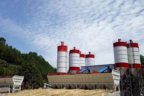 Производить бетон на площадка