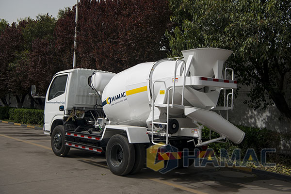 HMC350 self loading concrete mixer in Papua New Guinea