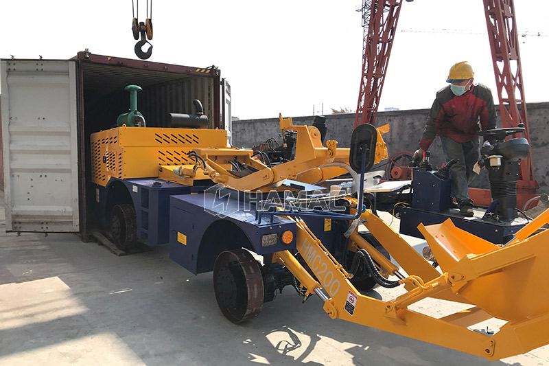 tracked concrete placing boom