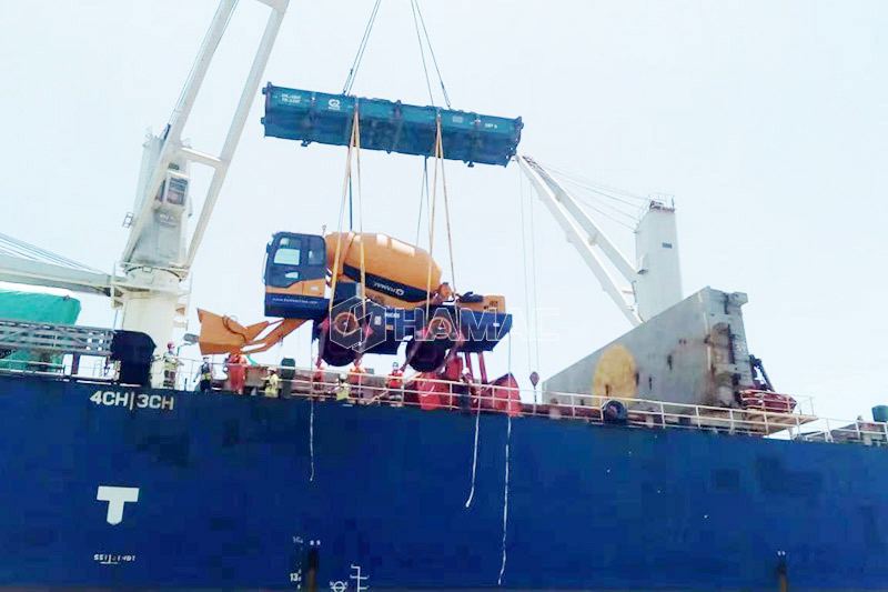 crawler spider concrete placing boom