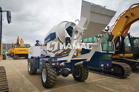 Cần phân phối bê tông bánh xích