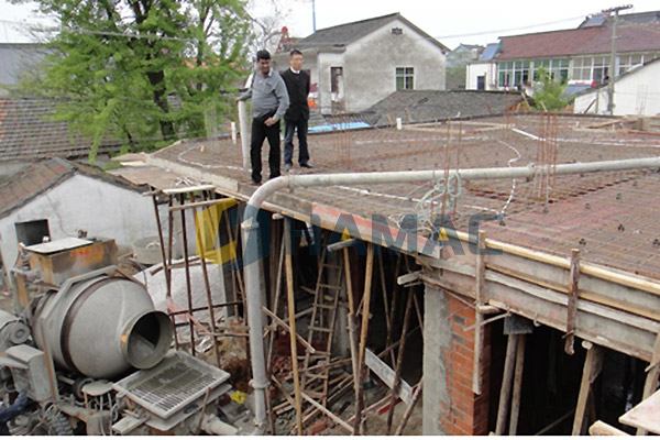 10 Layer Building Equipment Diesel Concrete Pump 45kw Without Crane photo