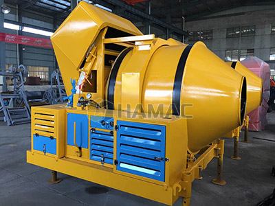 Trailer concrete pump