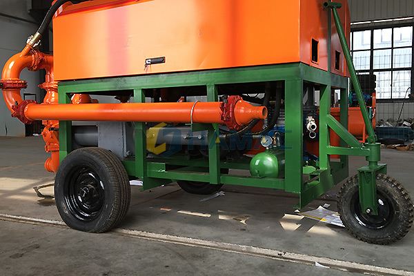 Flèche de distribution sur chenilles hydraulique