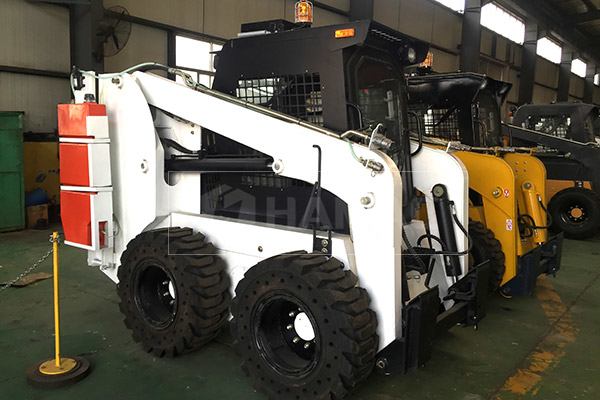 L series Wheeled Skid Steer Loader photo