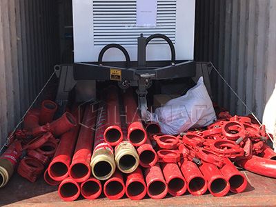 Travail de bétonnières d'autochargeuse de châssis de piece d'une HMC350 en machala en Équateur