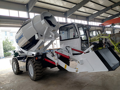 HMC150 self loading concrete mixer in Oman