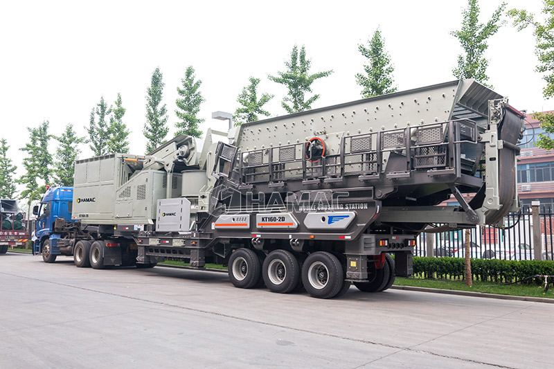 tracked concrete placing boom