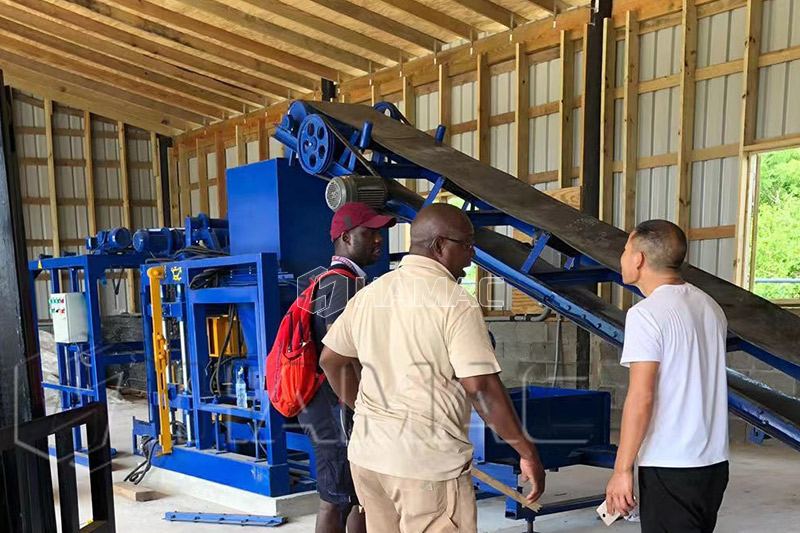 crawler spider concrete placing boom