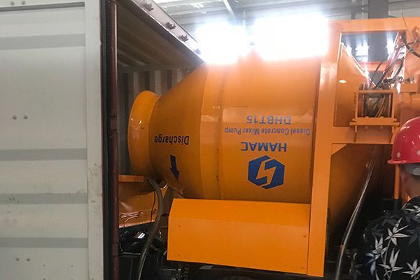 Flèche de distribution à chenilles