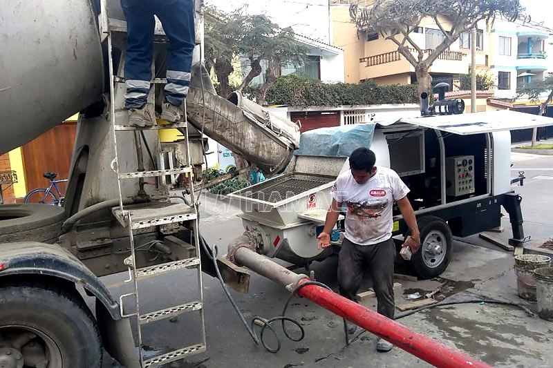 DHBT15 động cơ máy trộn bê tông với máy bơm tại Nga diesel