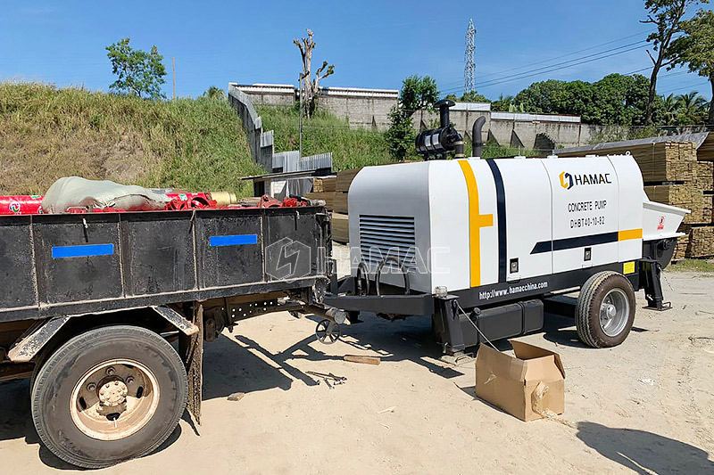 Lubrication and monitoring system in concrete mixer
