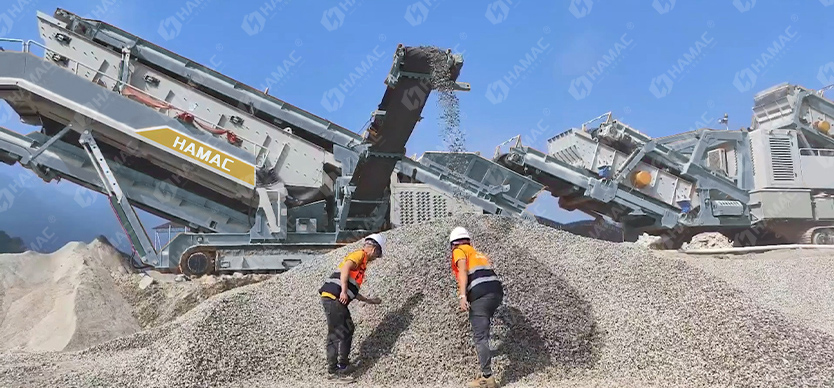 Tracked Vibrating Screening Plant photo