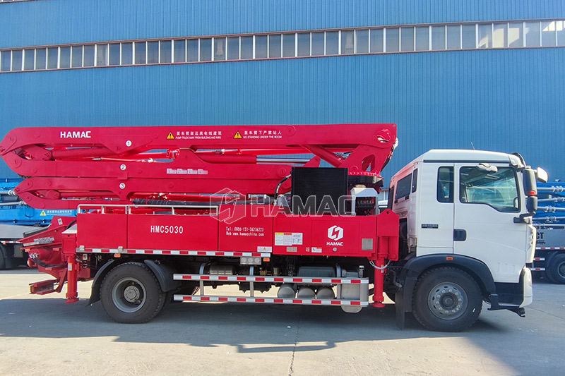 mobile concrete placing boom